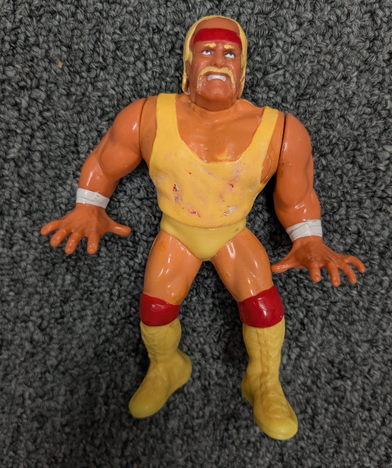 WWF Hasbro Hulk Hogan Action Figure 1990 Series 1 WWE Pro