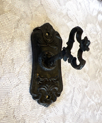 Skeleton Key in Lock Hook Coat Holder Hat Towel Hanger Cast Iron Vintage Style