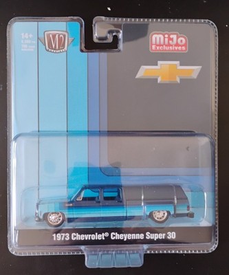 M2 1973 Chevy Cheyenne Super 30 Dually with Camper Shell