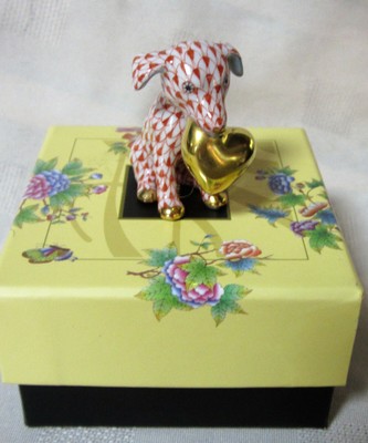 NEW HEREND PUPPY LOVE RUST FISHNET FIGURINE #VH-05919 BRAND NIB SAVE$$ DOG F/SH