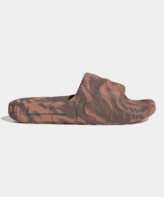 

Adidas ADILETTE 22 Slide HP6518 Clay Strata / Earth Strata / Core Черный, Clay strata / earth strata / core black, adidas Adilette