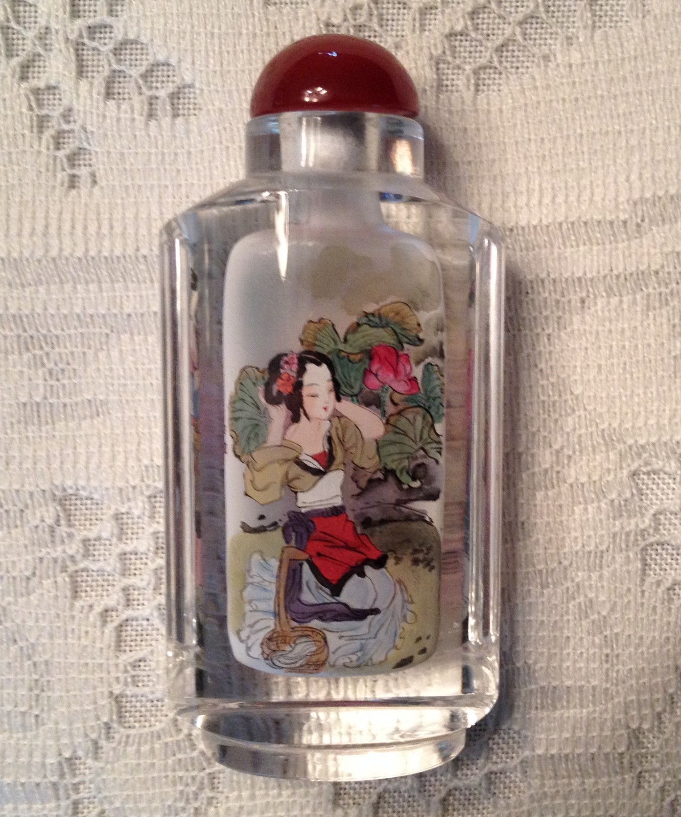 Outstanding Chinese Snuff Bottle Reverse Painted