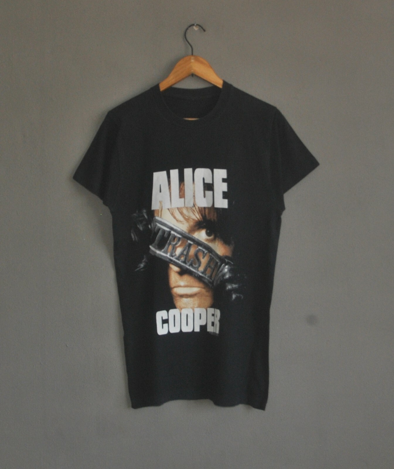 Vintage 1989 ALICE COOPER Thrashes Europe Tour 80s Ozzy T