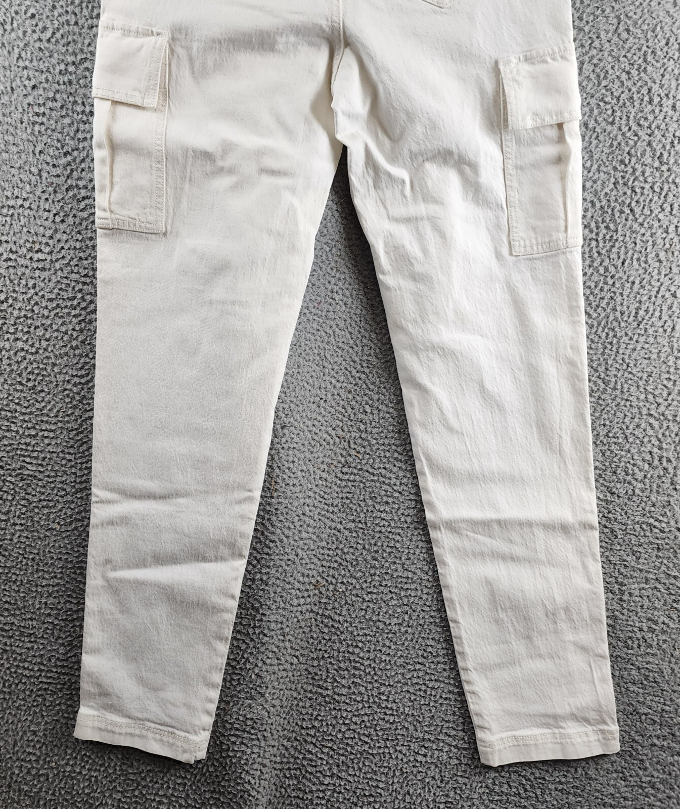 REBECCA MINKOFF Relaxed Cargo Pants Women's 24 Alabaster Zip & Button Closure - Picture 7 of 14