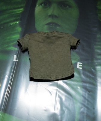 Hot Toys Alien Ellen Ripley Green Top T Shirt 1//6 MMS366 Military Army