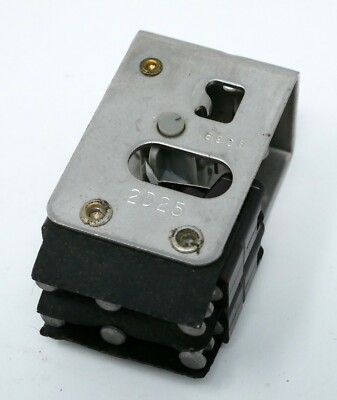 Honeywell Micro Switch 2D25 250V AC 30V DC 5A NOS