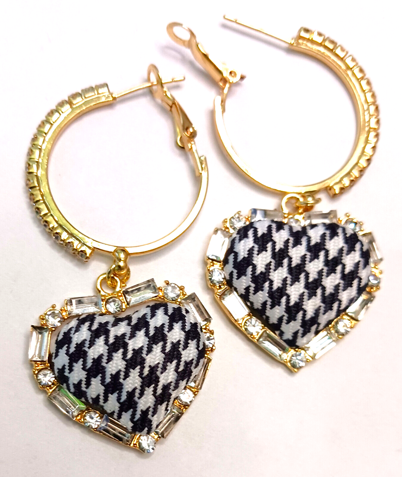 Classy HOUNDSTOOTH Black White HEART Rhinestone Betsey Johnson Dangle Earrings