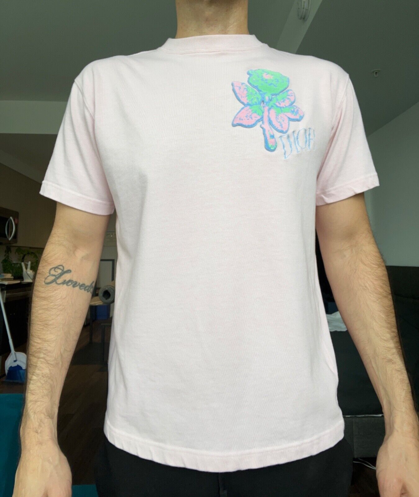 Dior X Alex Foxton Rose Embroidered Mens T-shirt Pink Small Dior X Alex Foxton Rose Embroidered Mens T-shirt Pink Small