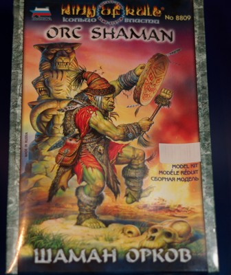 Orc Shaman Zvezda 8809 original Plastic Model Kit 28mm Fantasy
