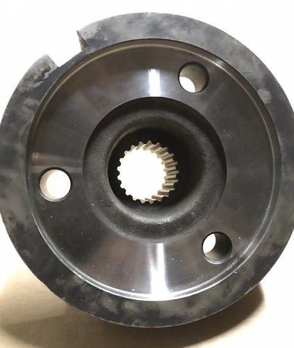 NEW! Case IH 196482C3 HUB  COMBINE 1660 1666 1670 1680 2166 2188 2344 2366 2388