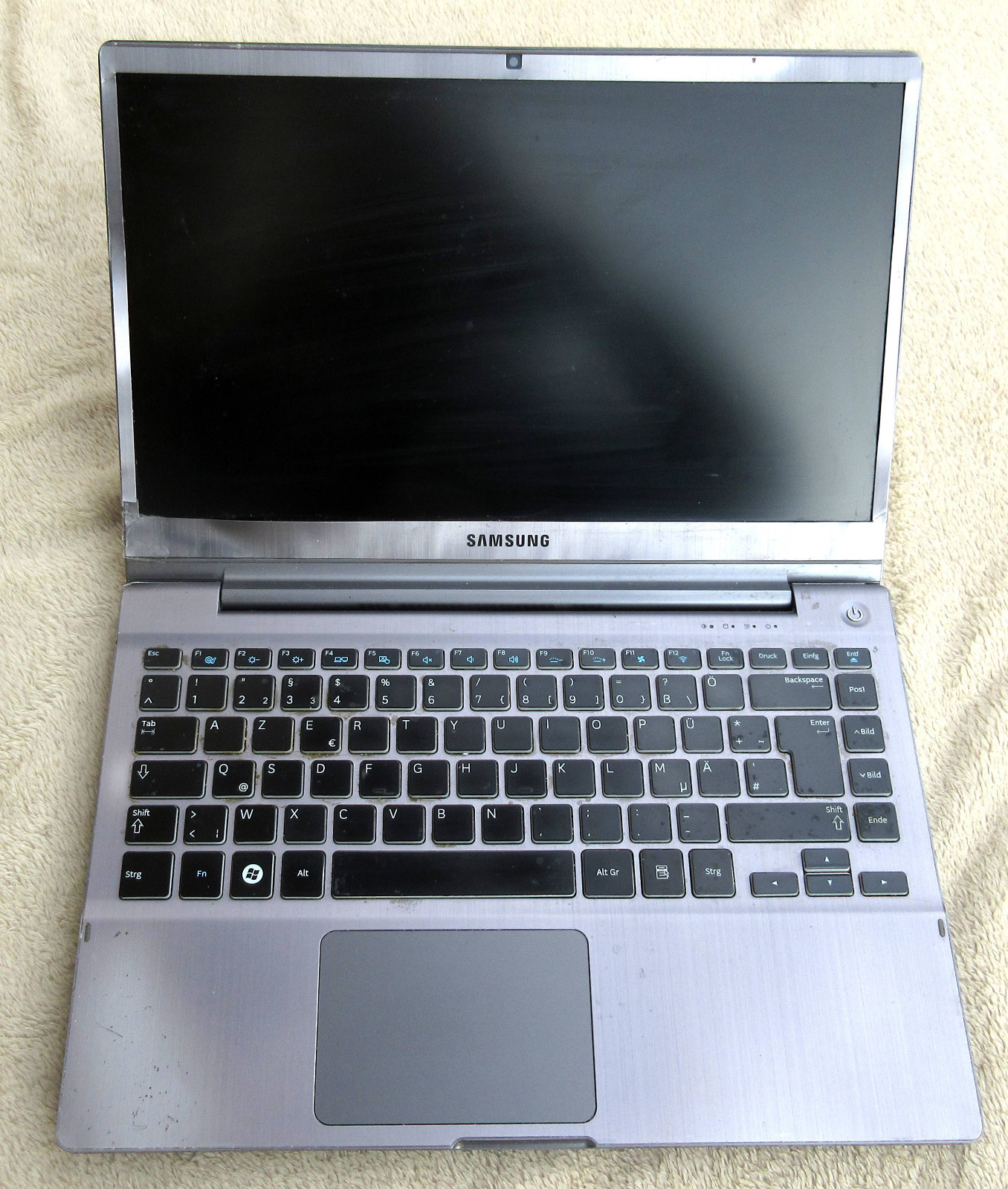 【BIG-SALE】ノートパソコン　SAMSUNG Notebook Odyssey 1060 Windows Laptops - NP800G5H-XS1US