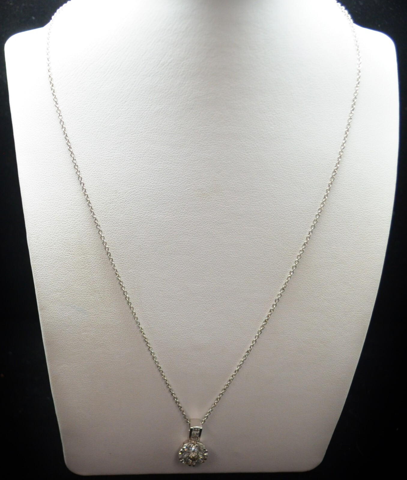 安心国内発送【TATIANA】(SILVER925)Gleam Pebble Long Necklace Timeless Triumph - Silver Smoky Circle Gem Long Necklace