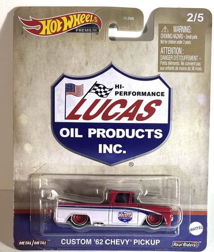 ホットウィール　CUSTOM 62 CHEVY セット　3アイテム $_12.JPG?set_id=880000500F