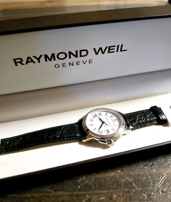 Raymond Weil Men s Luxury Watch Tradition White Dial Saphire Crystal 5678 SWISS