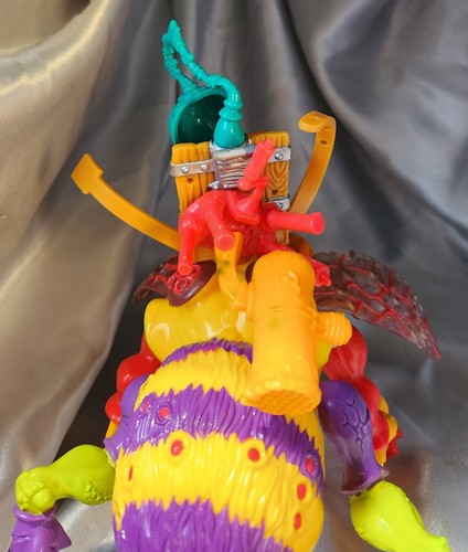 TMNT Killer Bee - 95% COMPLETE - Buzz TMNT Killer Bee - 95% COMPLETE - Buzz