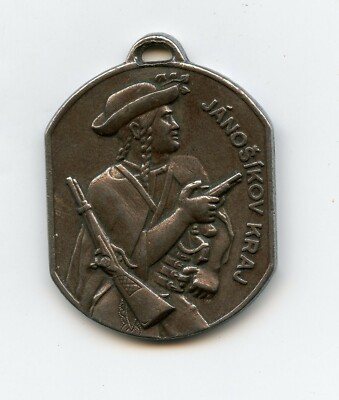 Native and Vintage Gun Slovakia Czecho-Slovakia Velky Rozsutec Bronze  Medal 