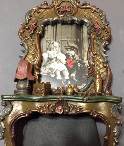 Vanity Shaped Picture Frame Dresser Decorative 3.5”x5” Roses Vtg Free Standing