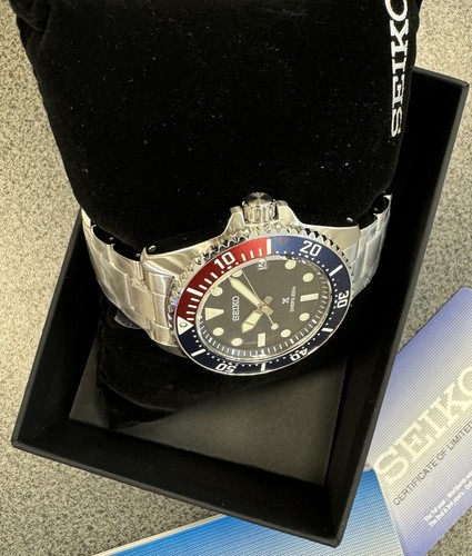 Pre-owned Seiko Solar Diver Blue Dial Steel Bracelet Men's Watch Sne595 With Tag
