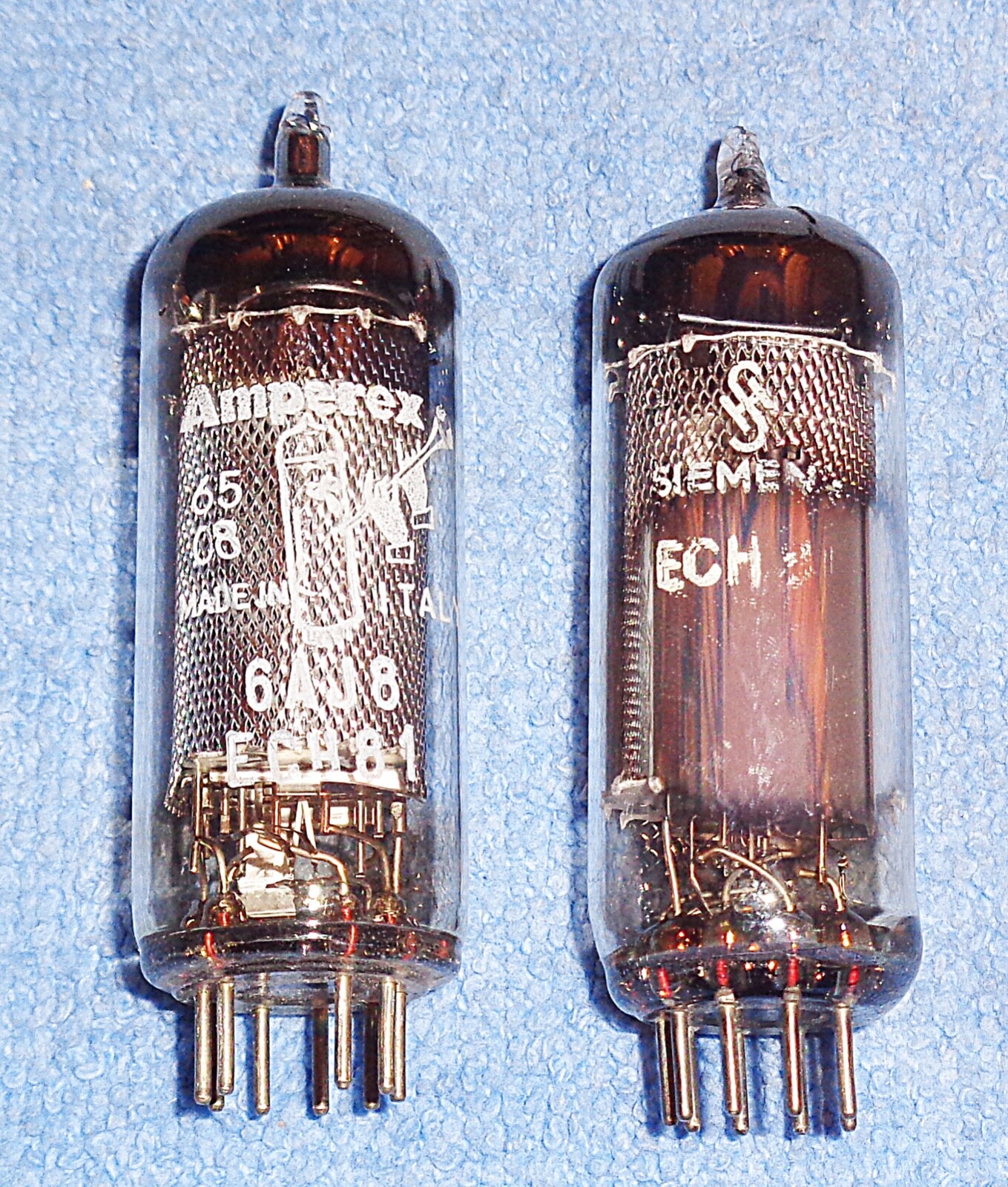 2 6AJ8 ECH81 Vacuum Tubes Amperex & Siemens Converters for European