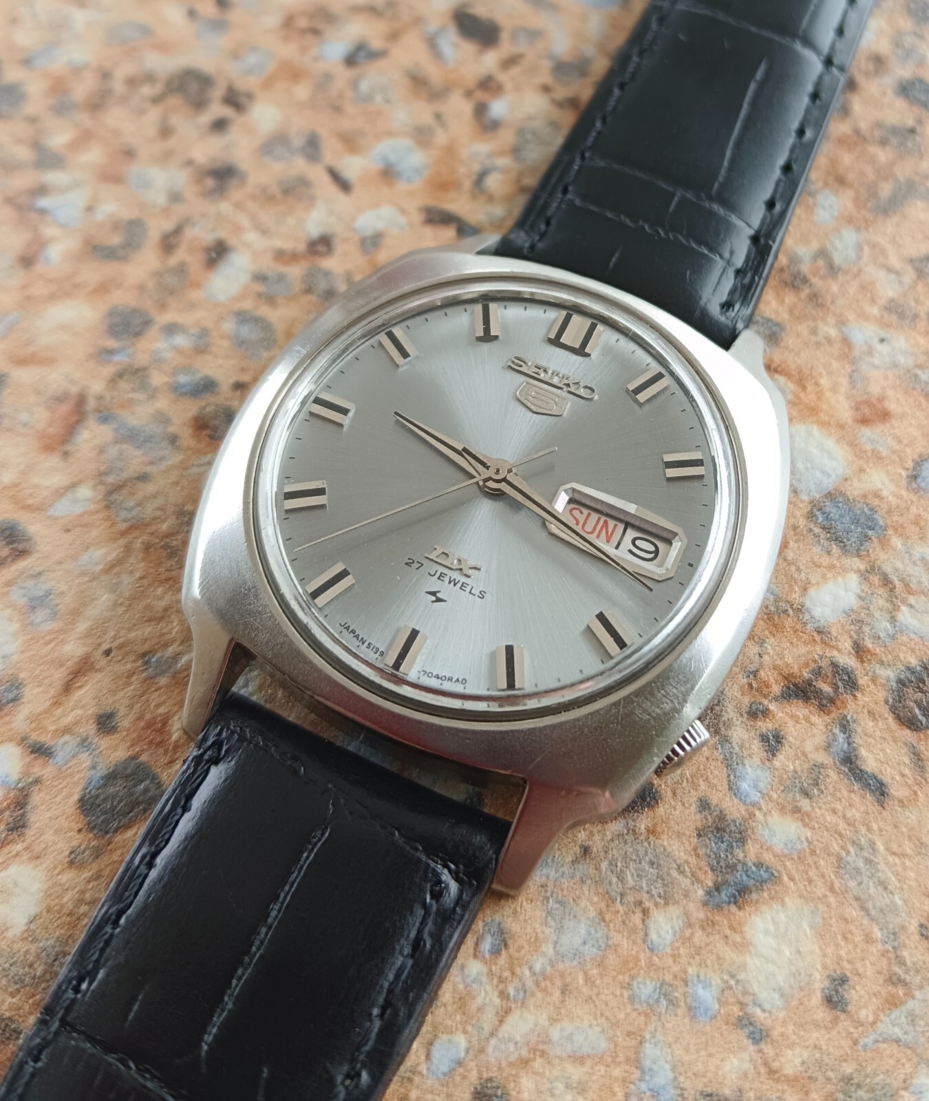 1968 51系 SEIKO 5 DX 27石 1968 51系 SEIKO 5 DX 27石 - メルカリ