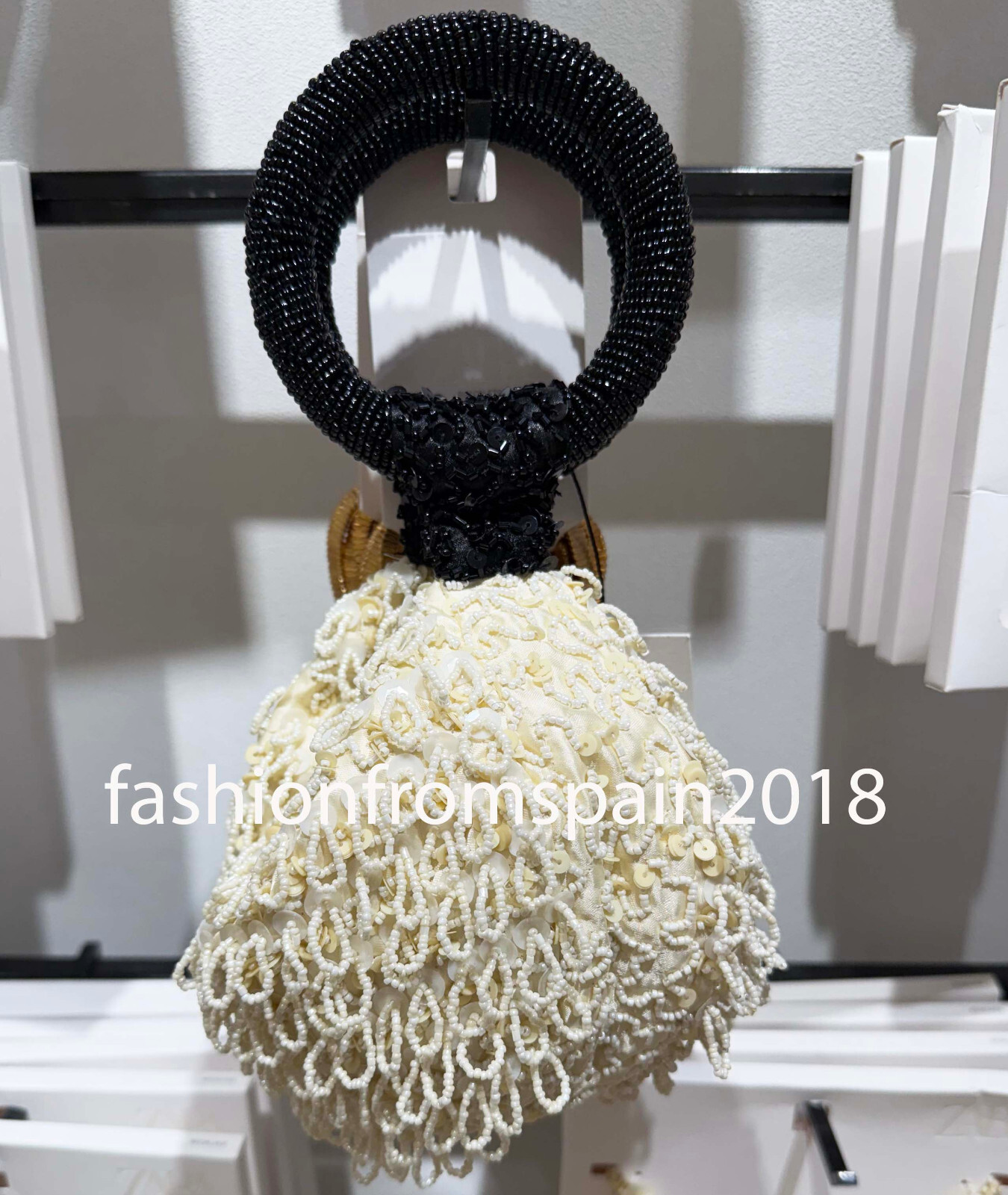 【ZARA】ビーズ付きバケットバッグ エクリュ | 0024/003/712 ZARA NEW WOMAN SMALL BEADED BUCKET BAG ECRU 0024/003/712 | eBay