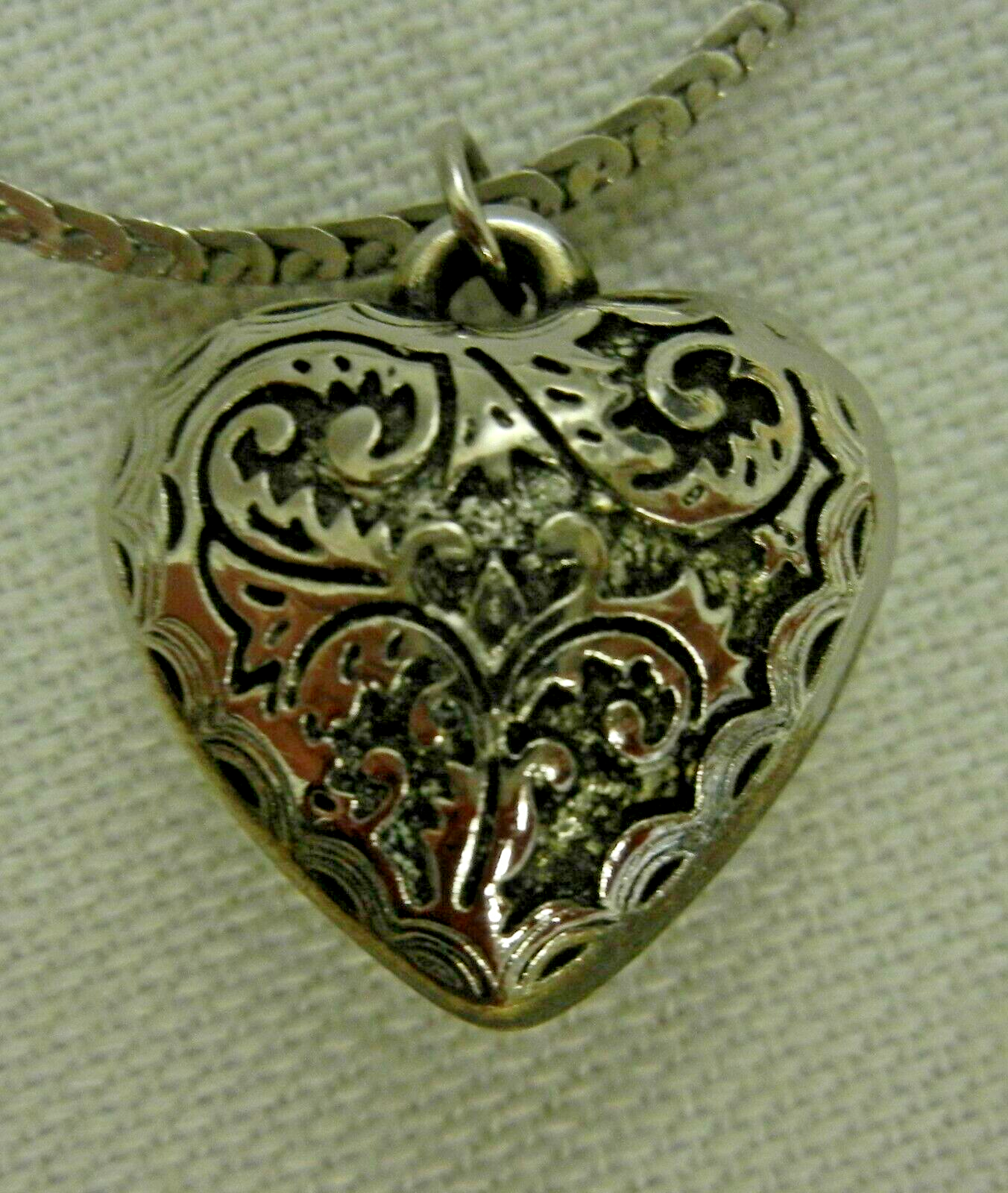 最終価格！Silver Puffy Love Heart ネックレス シルバー925 puffy ハートネックレス | Milo Antiques & Vintage