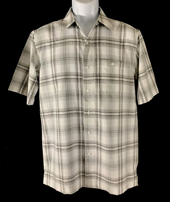 Mens Wrinkle Resistant Shirt Black Gray Plaid Short Sleeve Button Front NEW