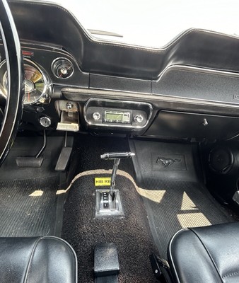 image 3 of interior