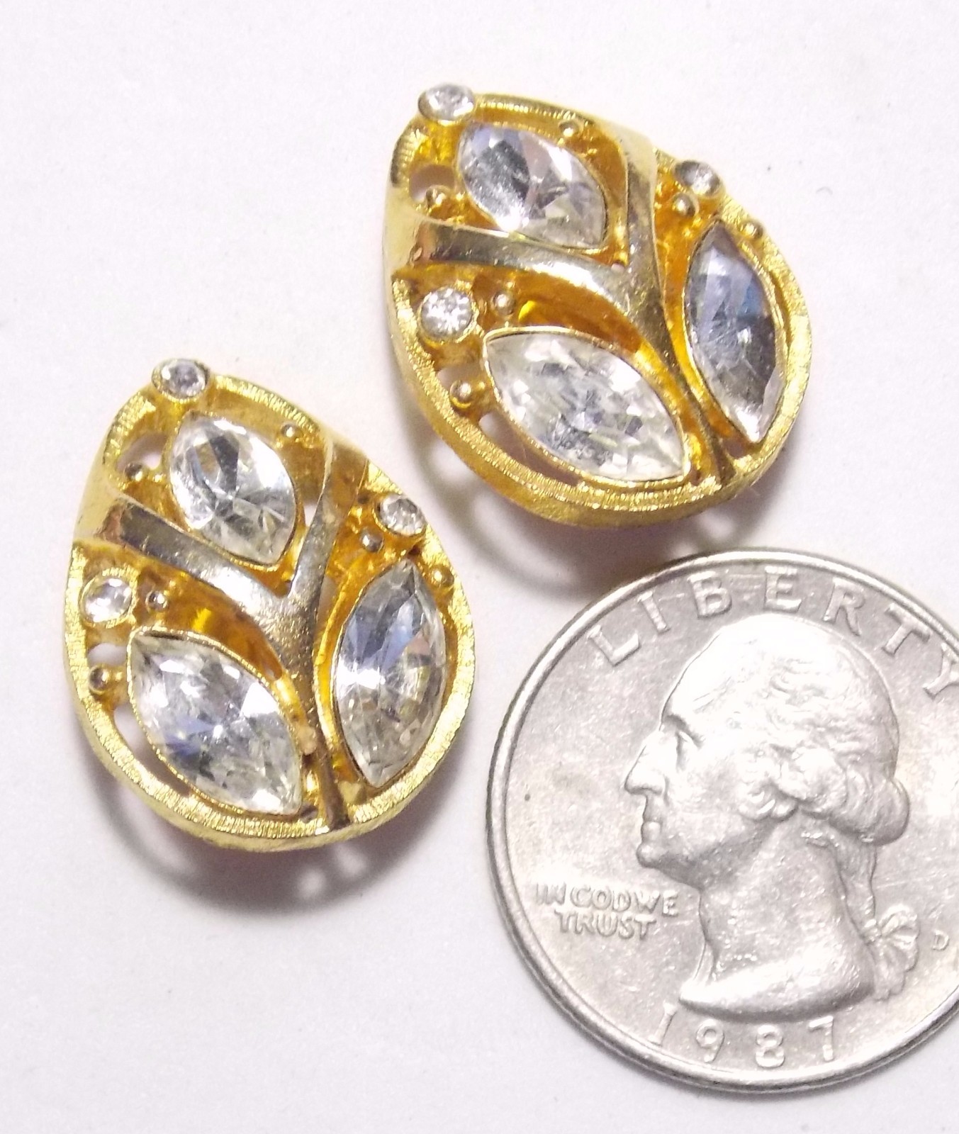 Vtg 50s PAT #156452 Clip Earrings Gold Plate Openwork w/3