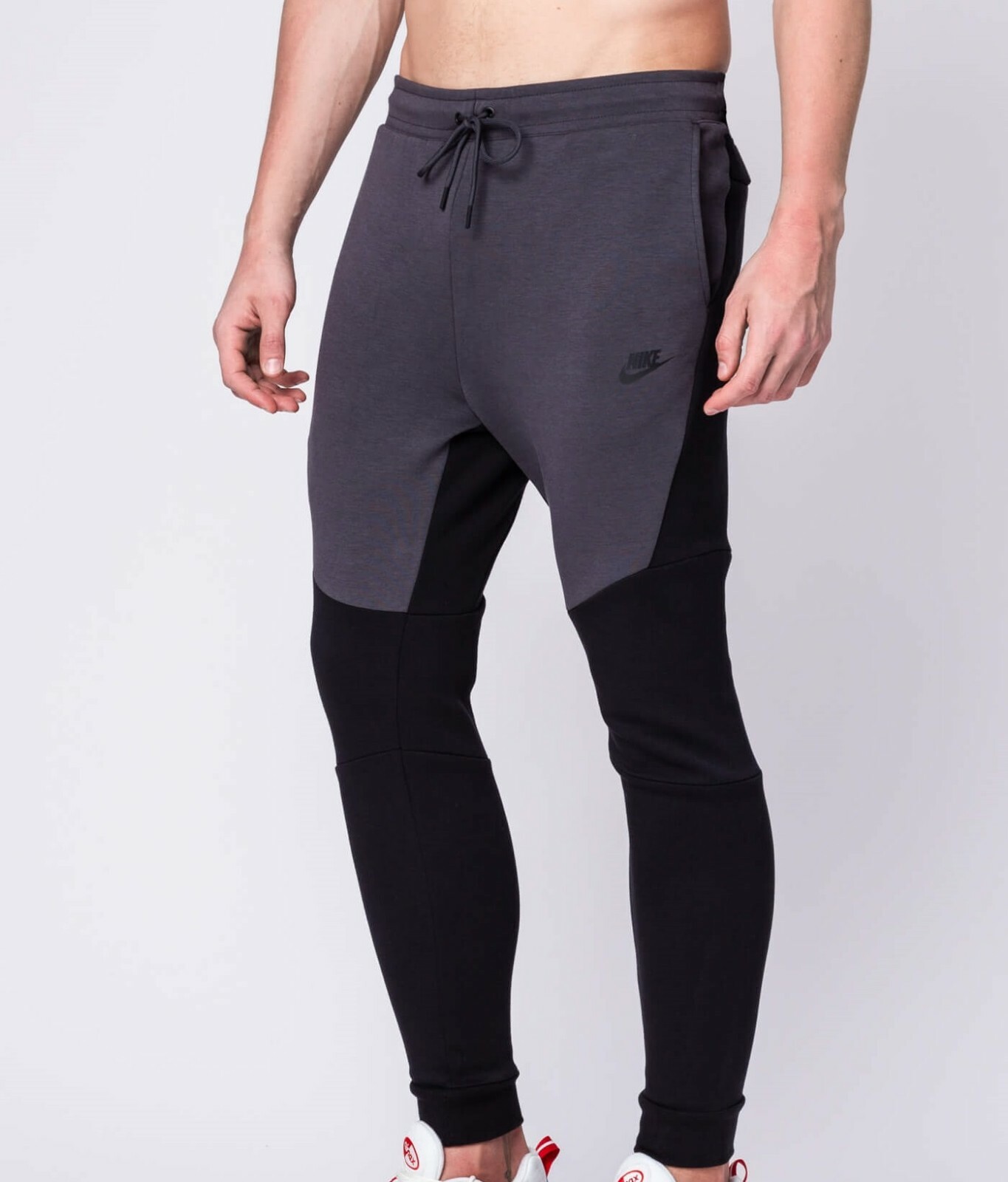 nike tech fleece charcoal