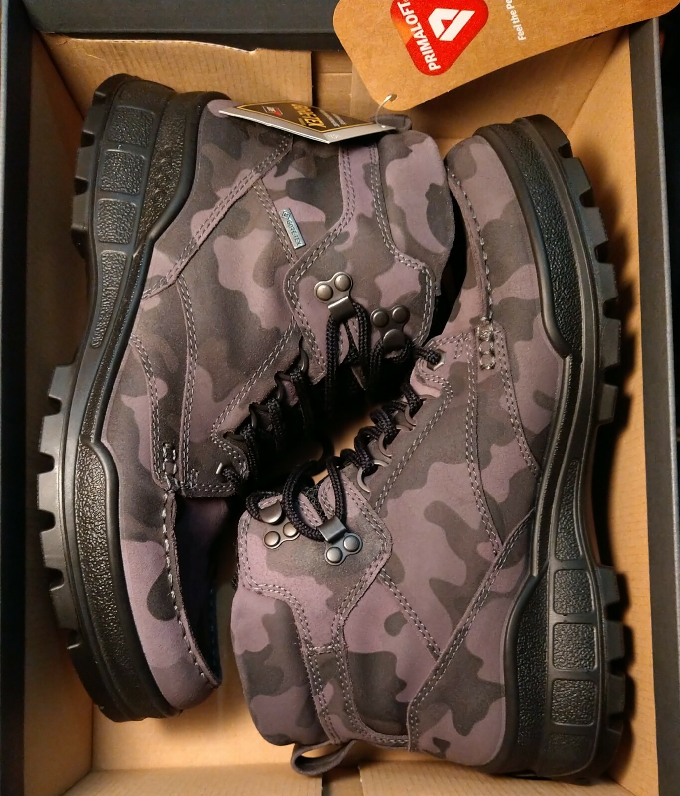 ecco track 25 m