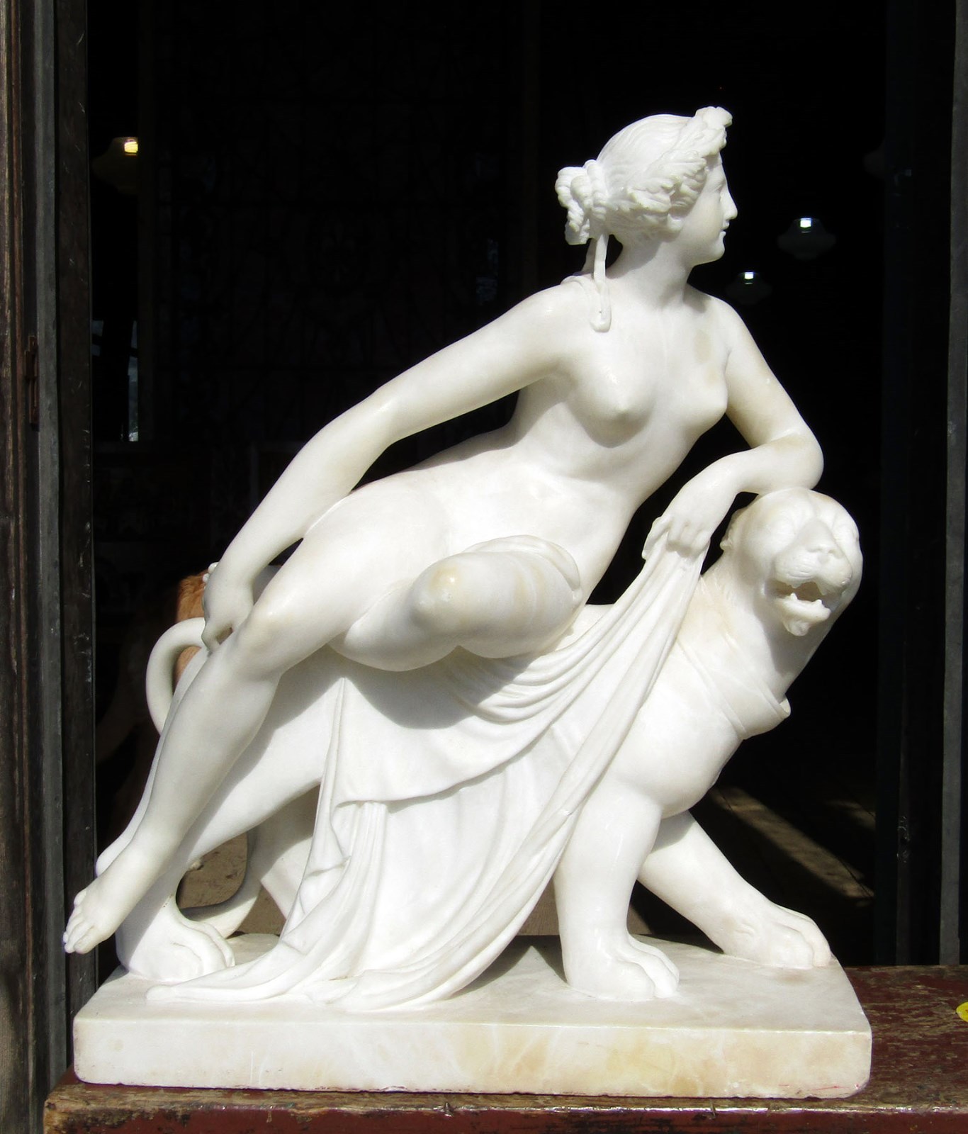 ANTIQUE ADRIADNE AND THE PANTHER ALABASTER SCULPTURE ON VICTORIAN PEDESTAL