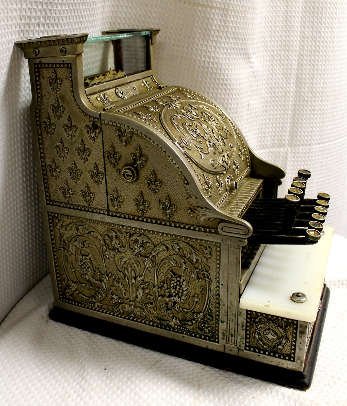 Antique National Cash Register Co Model 213, Repaired
