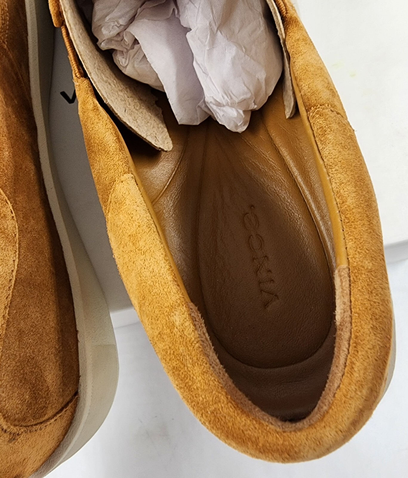 Vince Ginelle Sneakers Women's 10M Tan Elastic Gores Round Toe Slip On Style~ - Picture 6 of 21