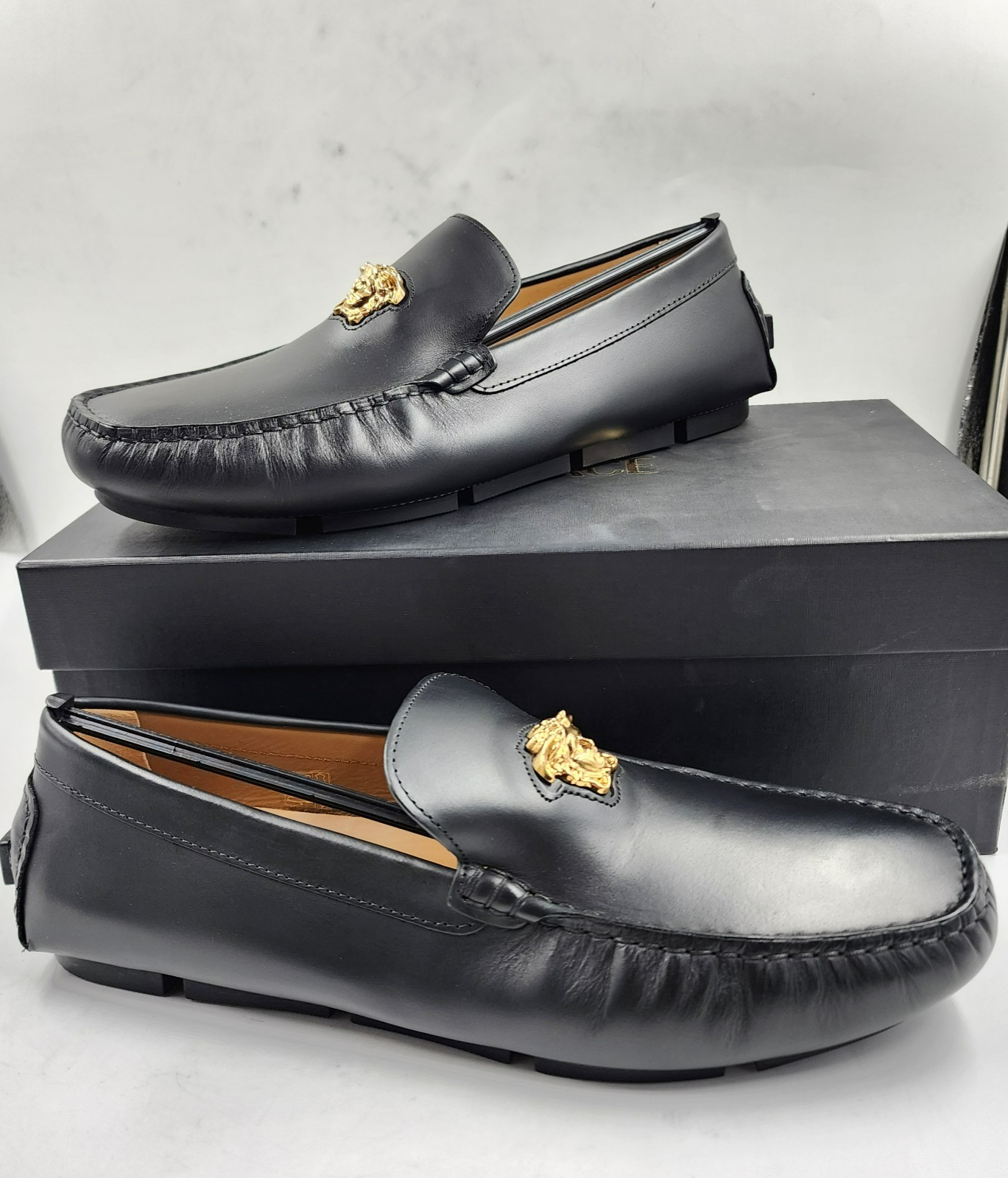 Versace La Medusa Driver Loafers Men's 45/12US Black/Gold Medusa Plaque Slip On - Picture 3 of 22