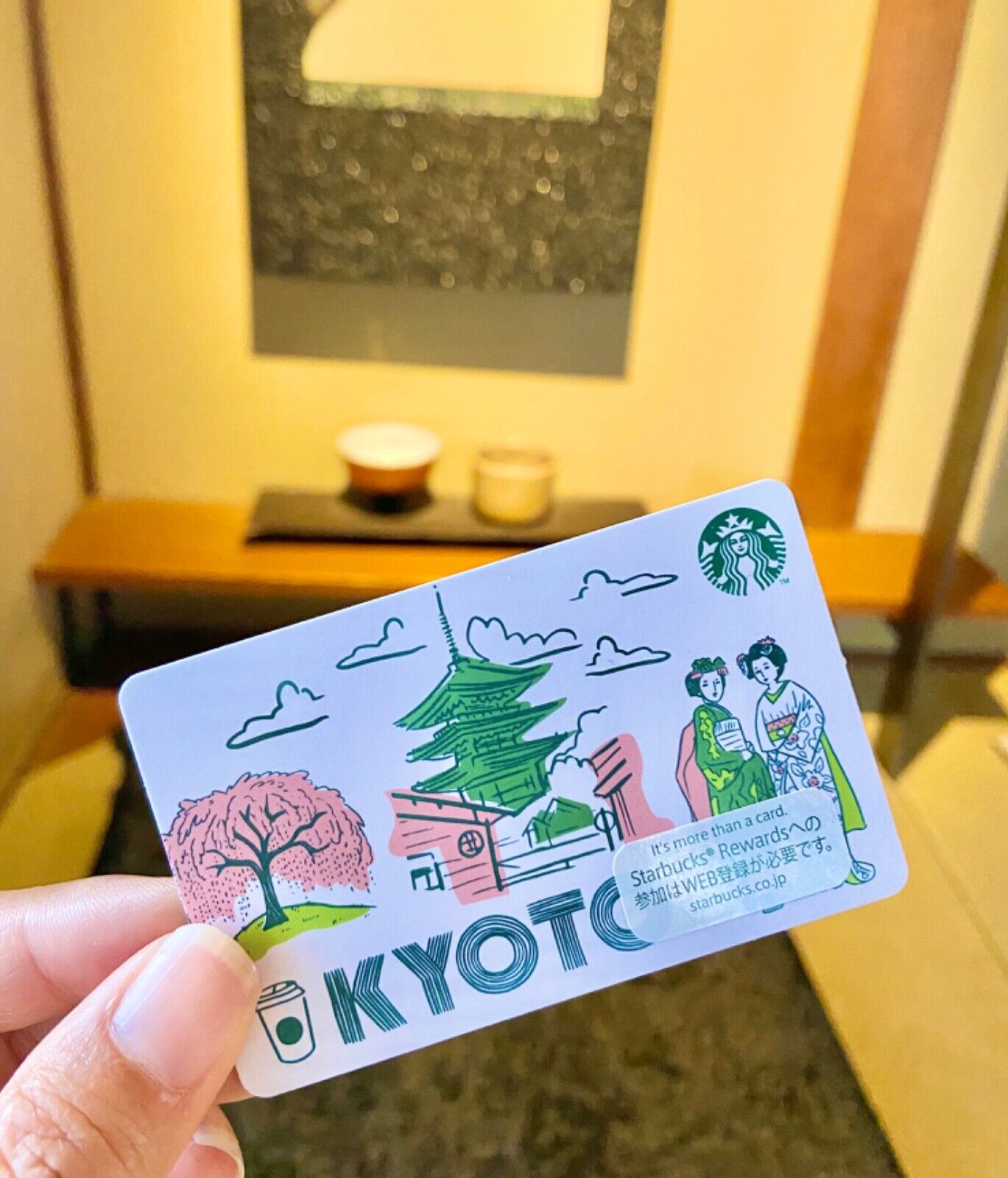 こ*ん様 パートナー限定Starbucksカード（現役使用可、珍品）＋おまけのピ こ*ん様 パートナー限定Starbucksカード（現役使用可、珍品）＋