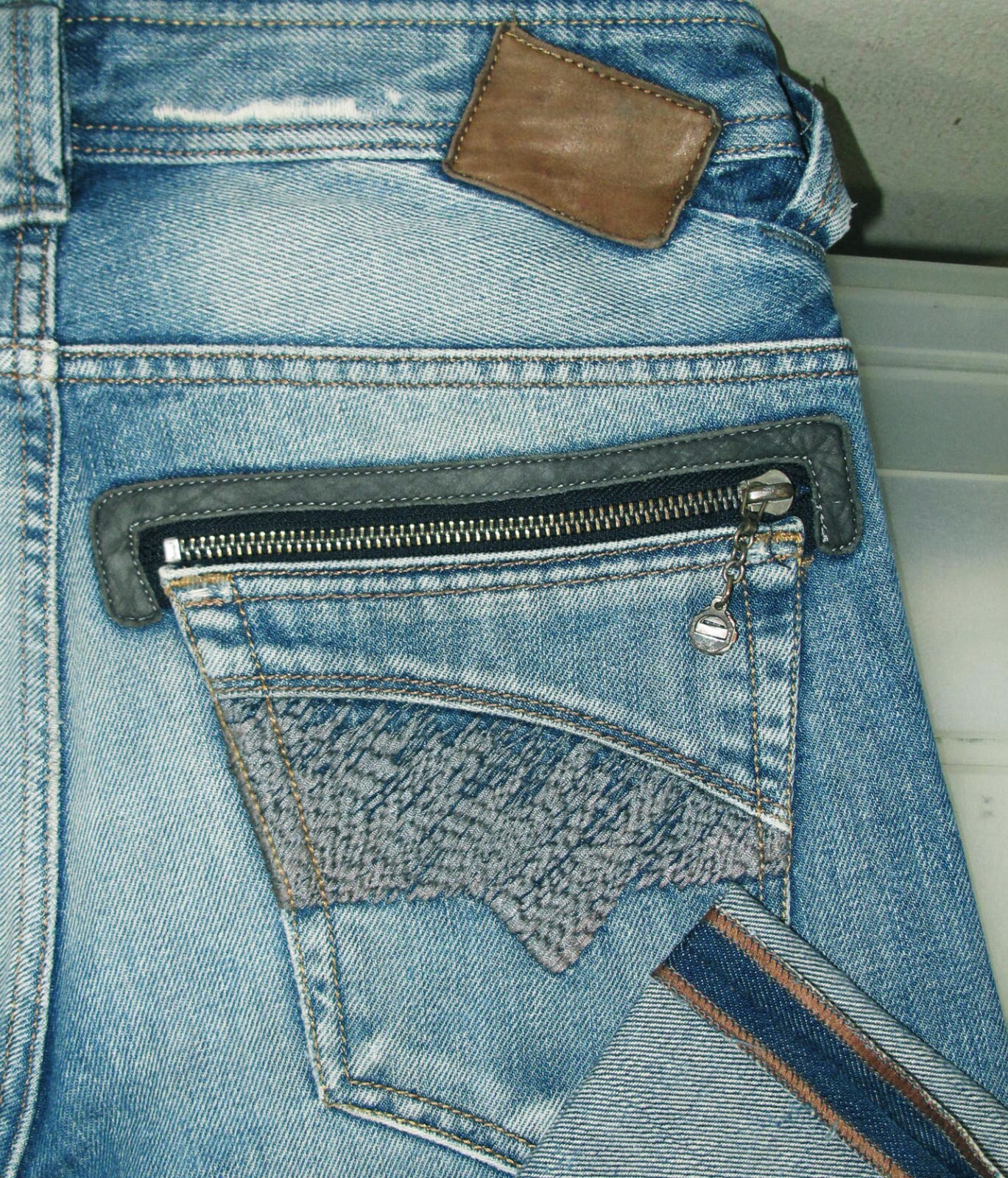 HOT ITALY Men DIESEL SLAMMER 71J Slim STRAIGHT DISTRESS