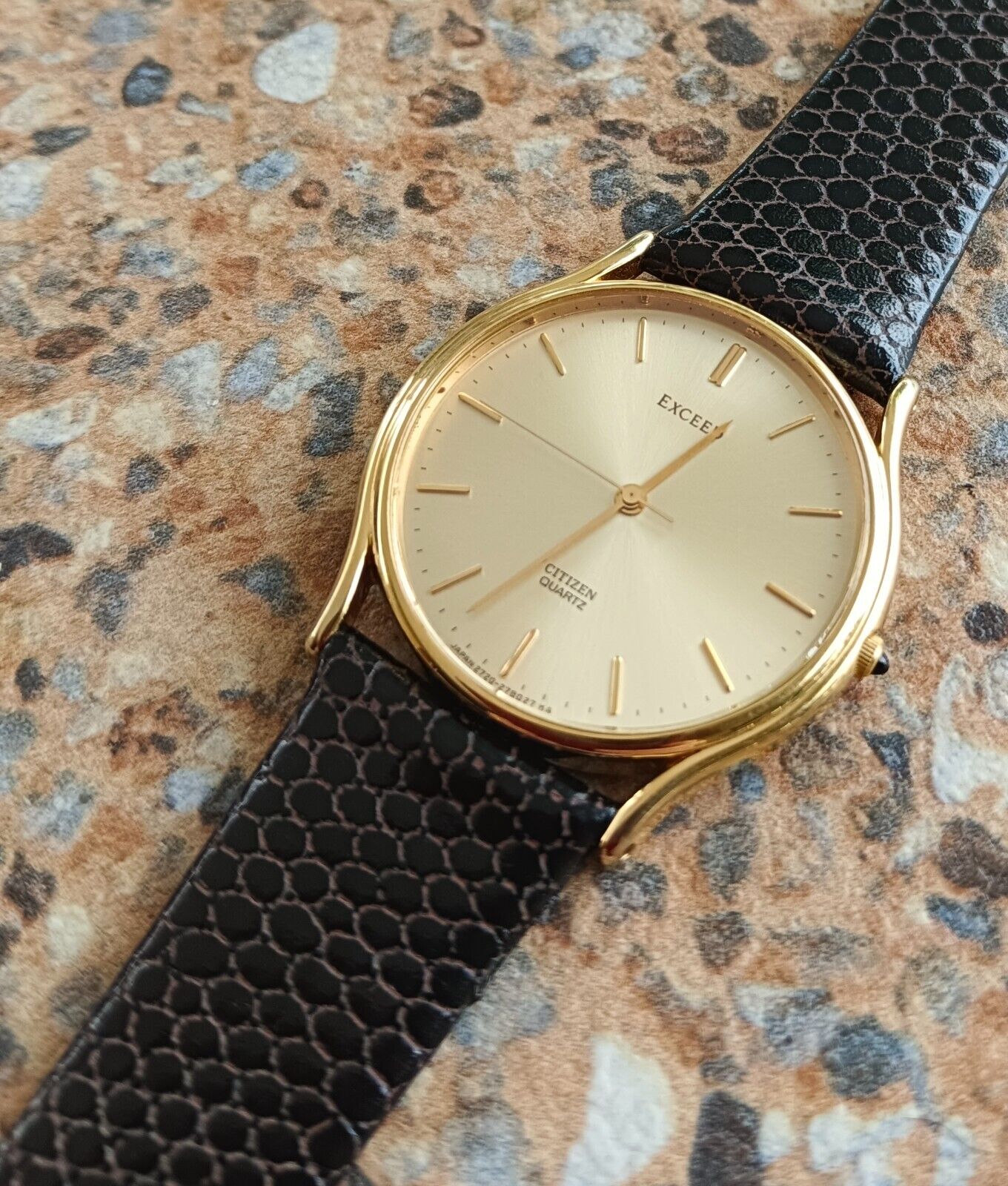 Citizen Quartz Exceed Dress Watch 2730 October 1991 YP30 HAQ Citizen Quartz Exceed Dress Watch 2730 October 1991 YP30 HAQ
