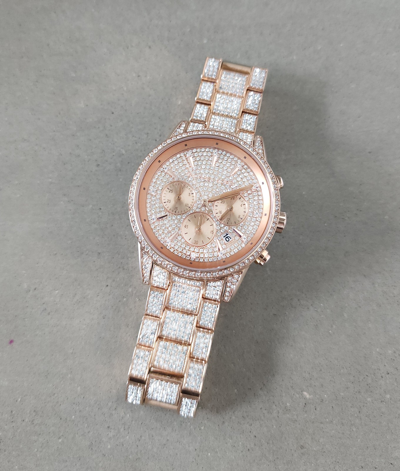 Swarovski ゴールド 腕時計 専用ボックス付き Swarovski Secrets Crystal Gold Gift Clock W/Box – DMND Limited