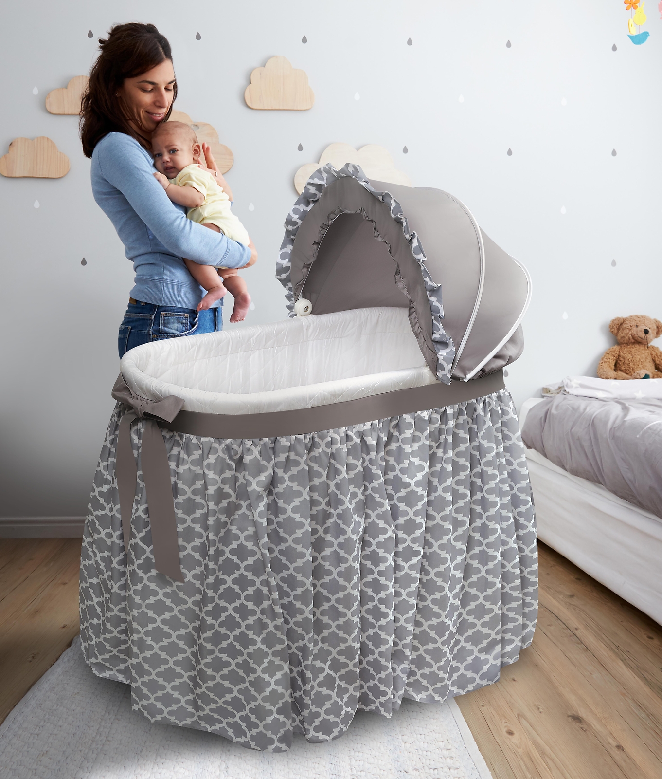 Convertible Oval Baby Cradle Rocker Adjustable Canopy