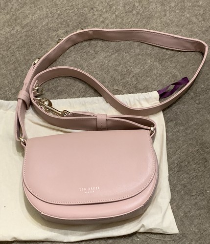 Ted Baker セリニー ブランドウェビングフェイクレザートート m_66aa5877ce70650639921564.jpg
