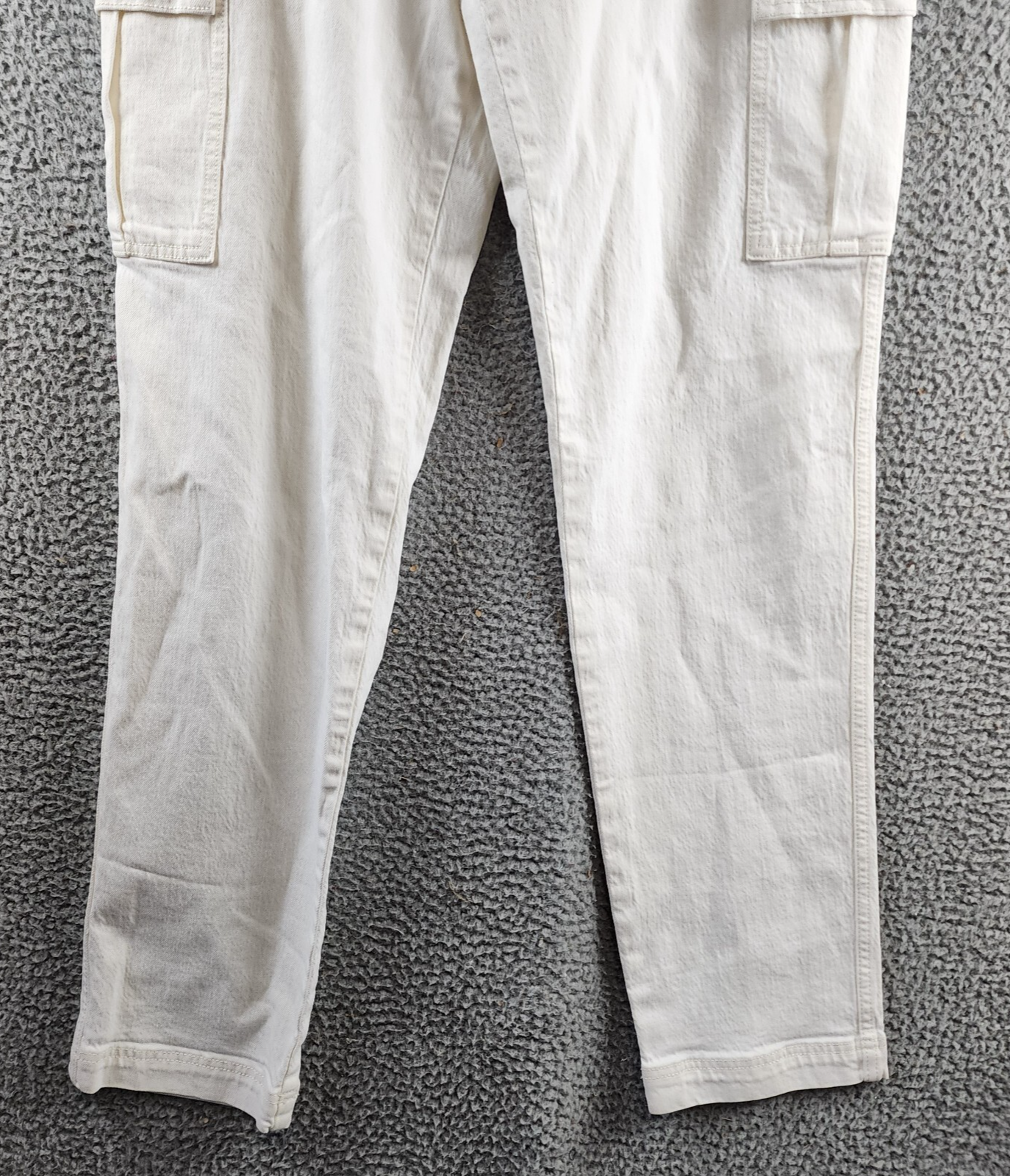 REBECCA MINKOFF Relaxed Cargo Pants Women's 29 Alabaster Zip & Button Closure - Picture 2 of 16