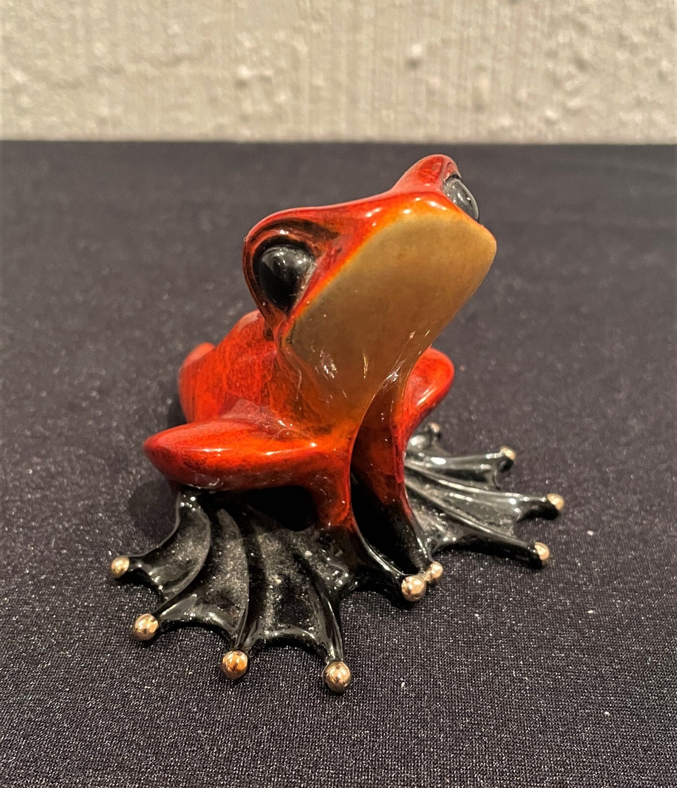 Tim Cotterill Frog Man カエルの置物 Frogman by Tim Cotterill — Studio Seven Arts