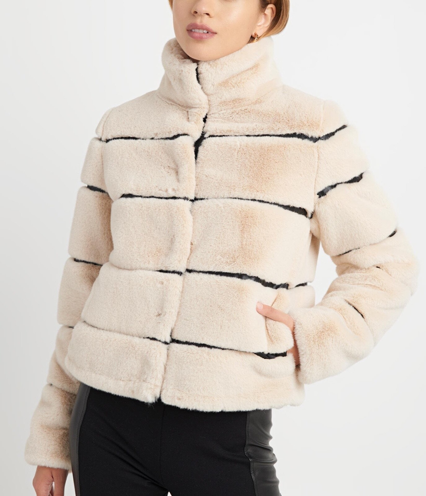 karl lagerfeld  ミンクコート Karl Lagerfeld Coat Women's Mink Luxe Faux-Fur Faux-Leather