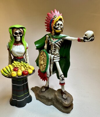 SUMMIT SKELETON COLLECTION Figurines Set of 2, Beautiful Condition