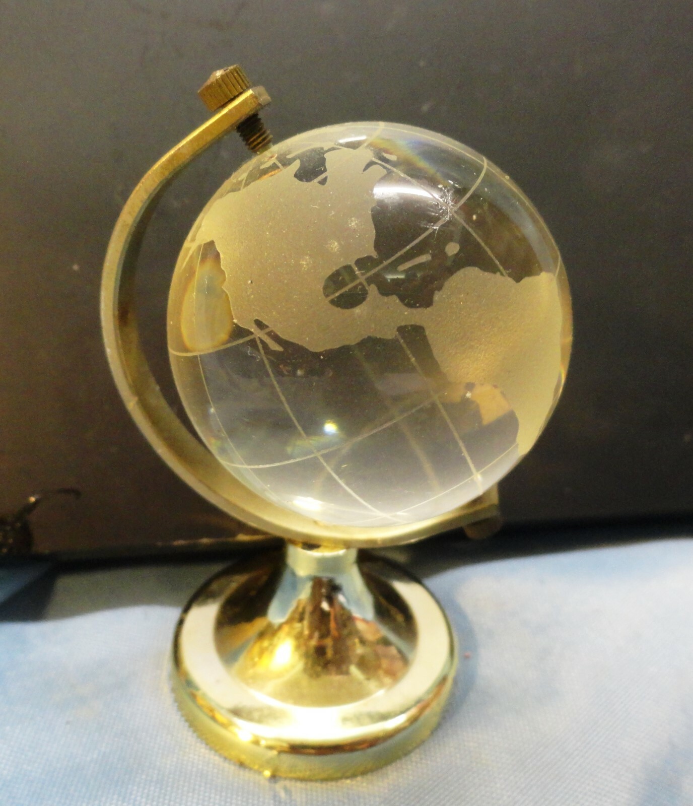 WORLD  GLOBES  CRYSTALS  W/  STANDS  &   STEEL  RIBBONS  SPHERE   GLOBE BEAUTYS