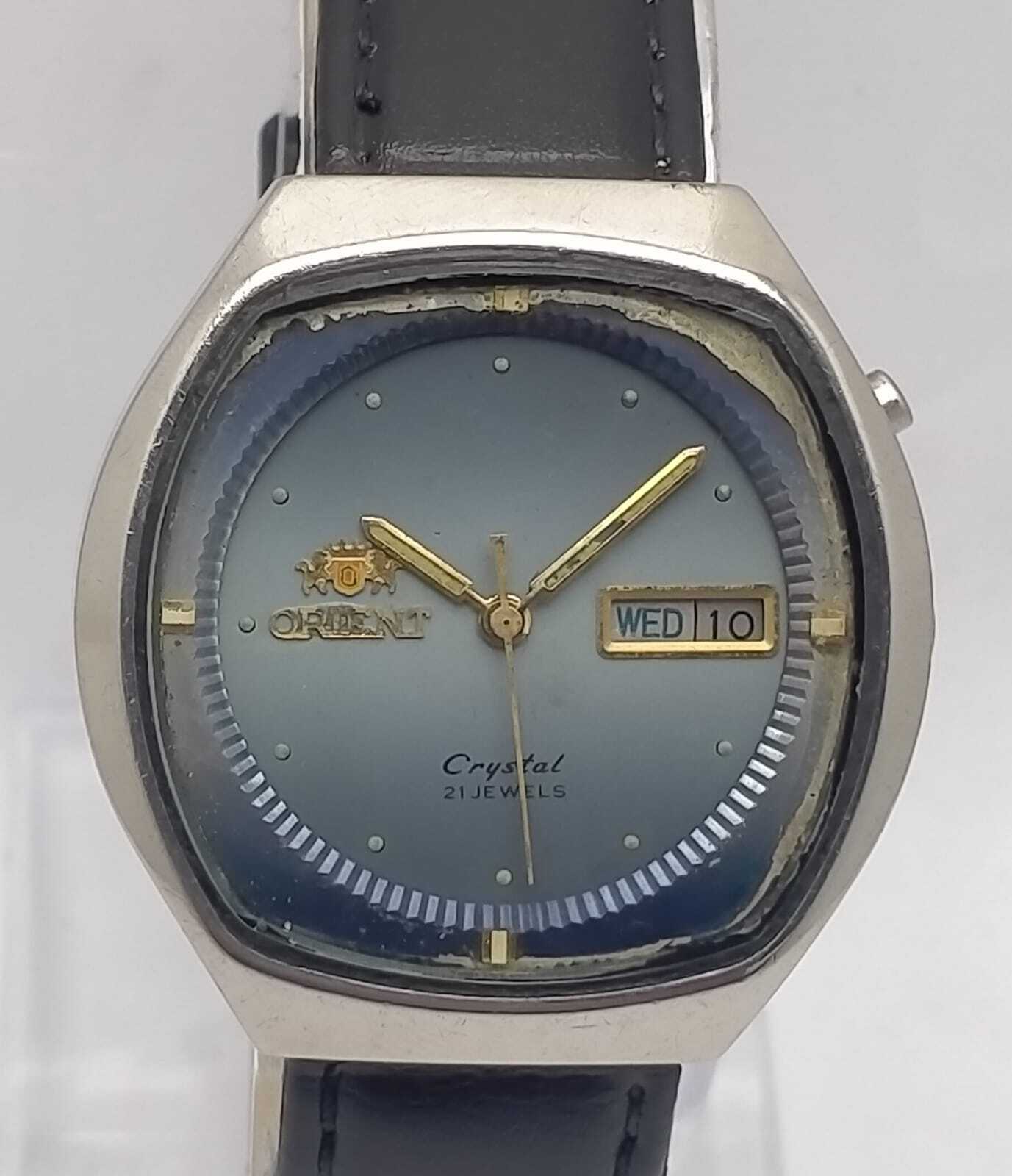 Y ⚡️ Vintage 1970s Orient Watch 21 jewels 46941 chunky retro two