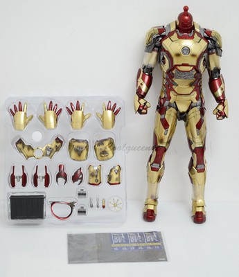 hot toys qs008