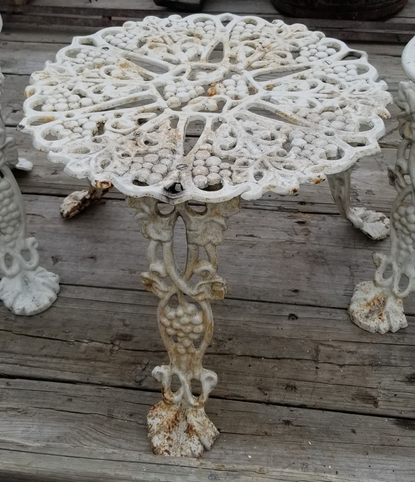 Antique Victorian Heavy Cast Iron 3 Piece Matching Garden Patio Set