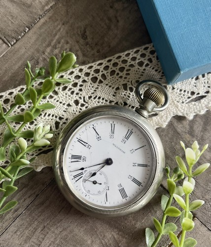 VINTAGE AMERICAN WALTHAM WATCH CO SILVER POCKET WATCH 15